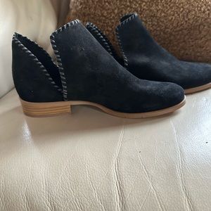 Garnet Hill Lola Whipstitch Boot Black 7